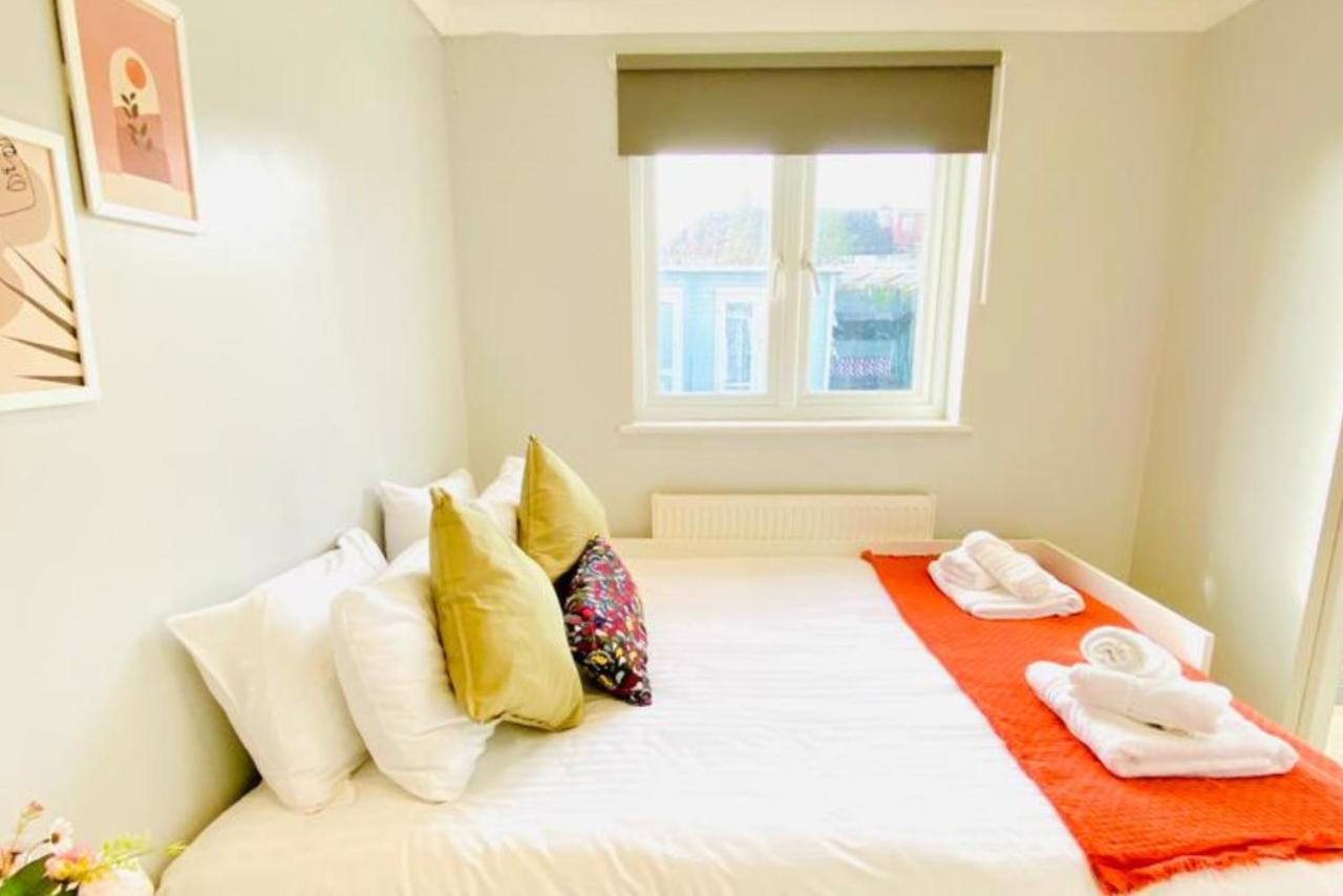 Cosy Haven Wembley Exterior foto