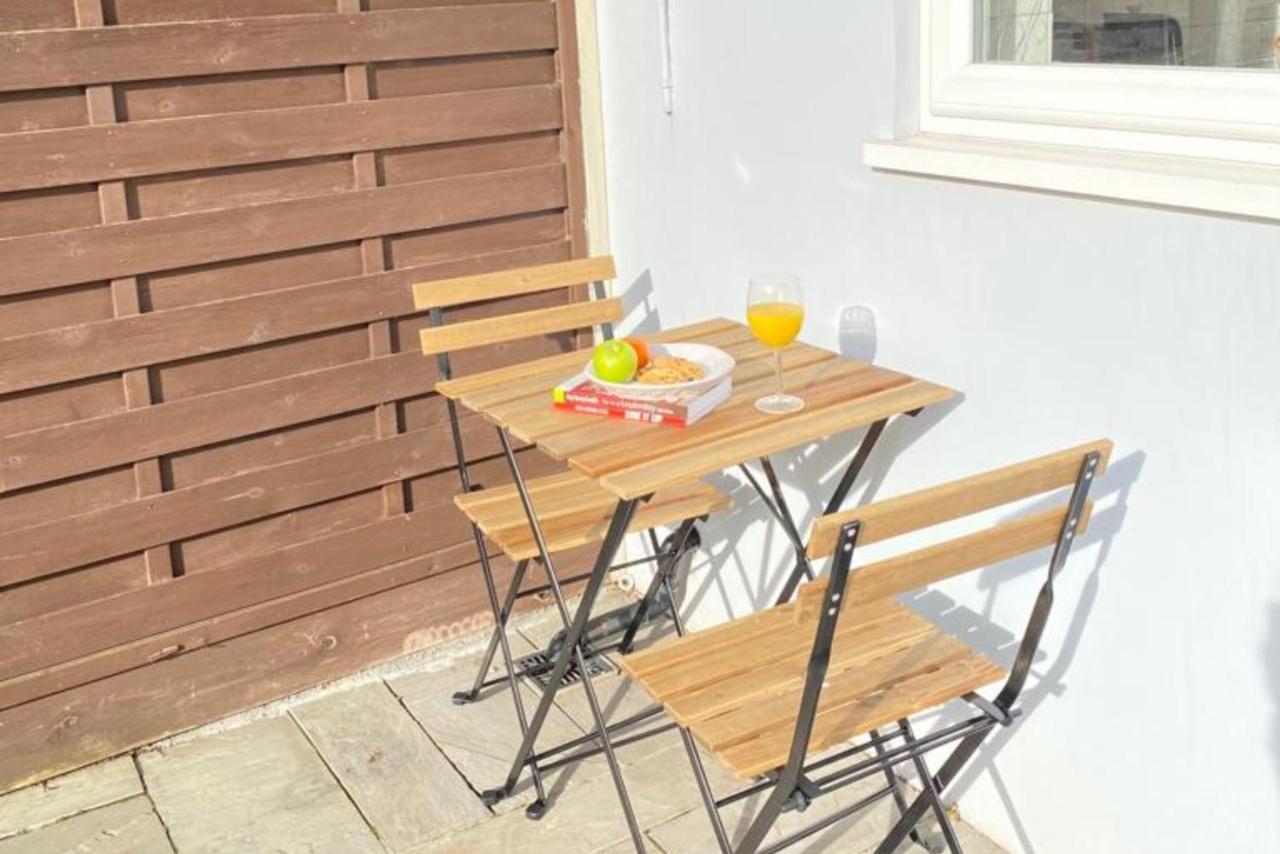 Cosy Haven Wembley Exterior foto